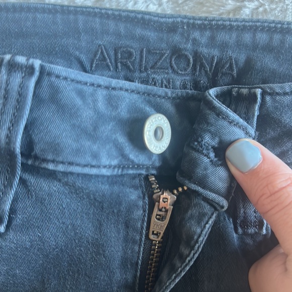 Arizona Black Denim Shorts Size 3 (Juniors) - Picture 4 of 4